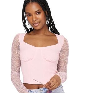New Women’s /Jr
Beautiful Pink
Long Sleeves 
Crop Top
Size Medium